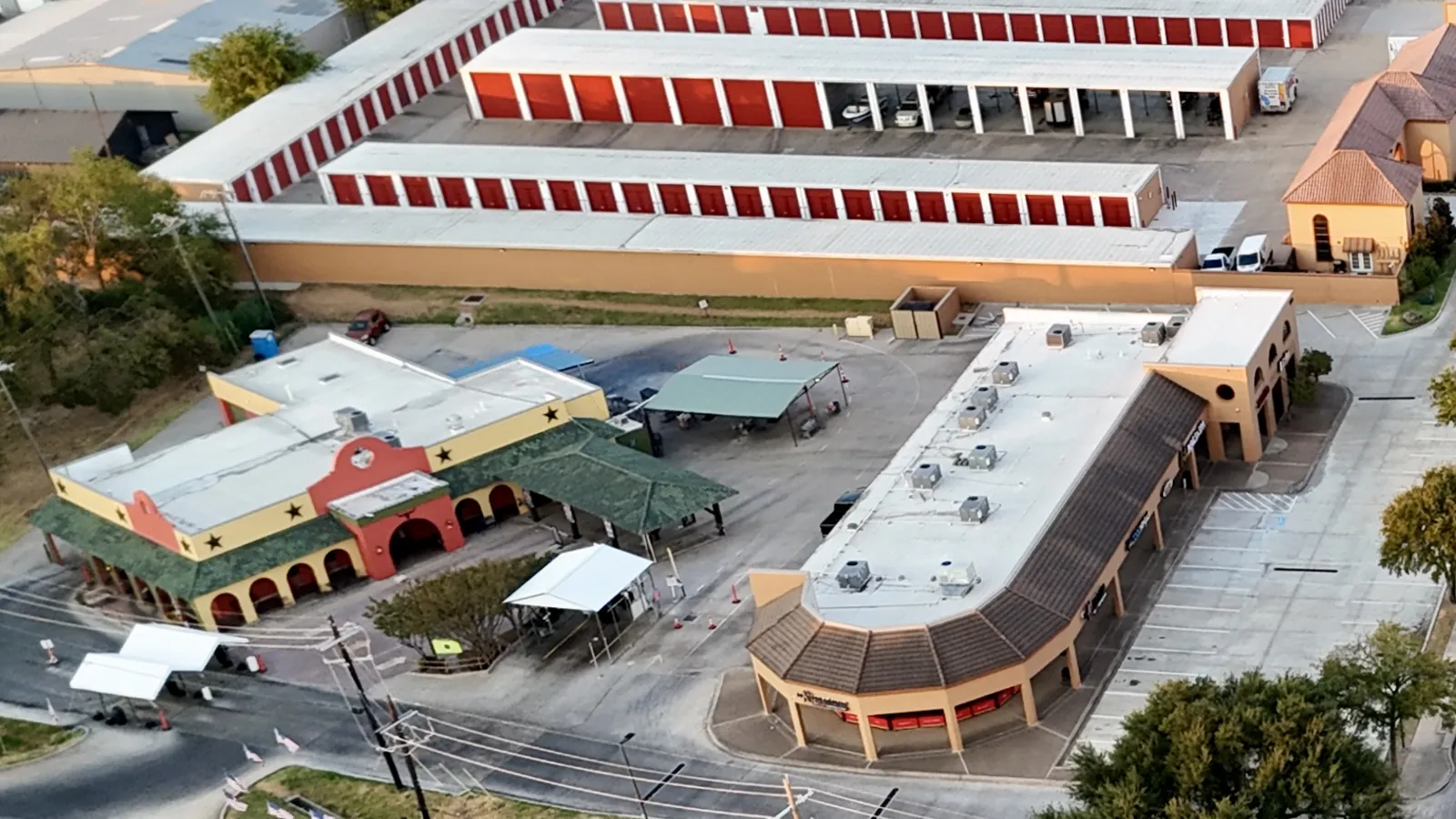 Restaurant, retail strip and storage